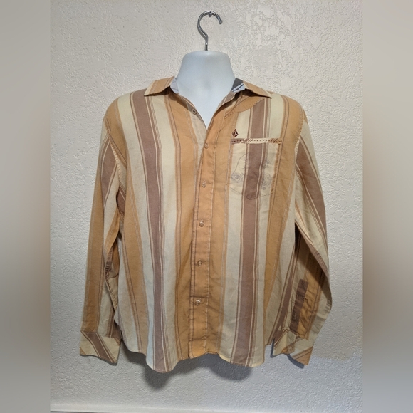 Volcom Striped Shirt with Pocket Detail - Picture 3 of 4